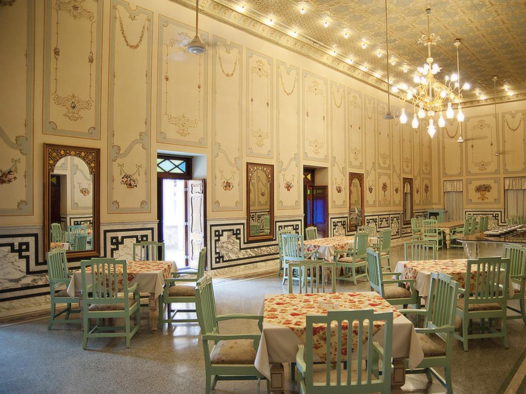 Bhanwar Niwas Hotel Jaisalmer Restaurant